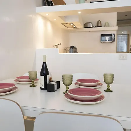 Elegant Retreat In Piazza Sforza Cesarini Apartamento Roma